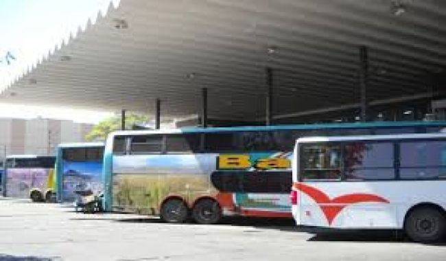 Autorización judicial para viajar con menores