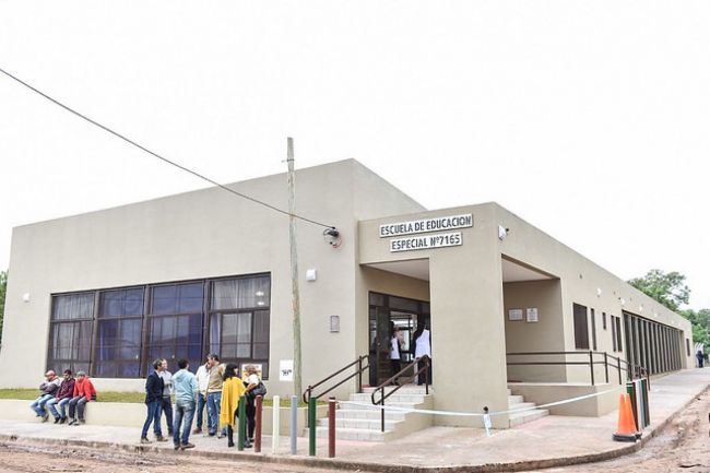 Nueva escuela en Colonia Santa Rosa