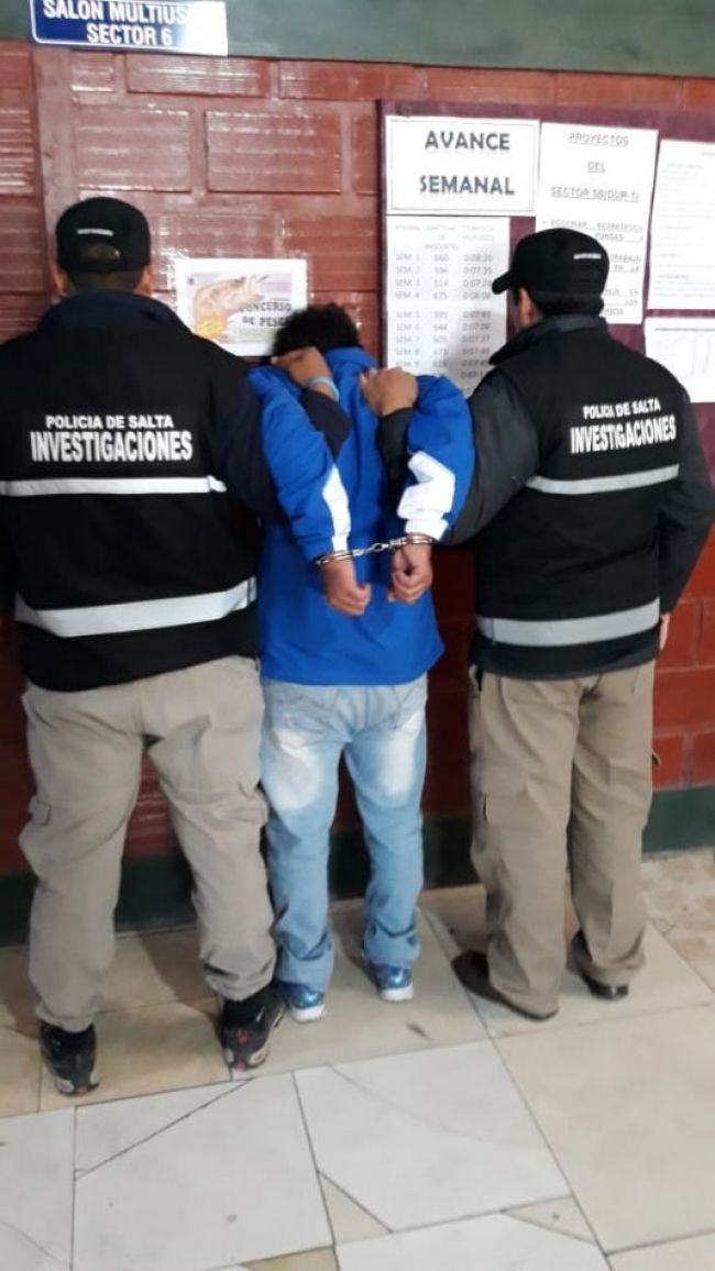 Uno de los detenidos