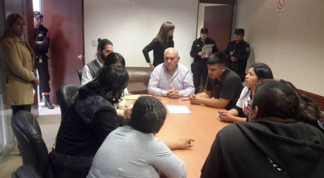 Momentos de tensión se vivieron antes del diálogo