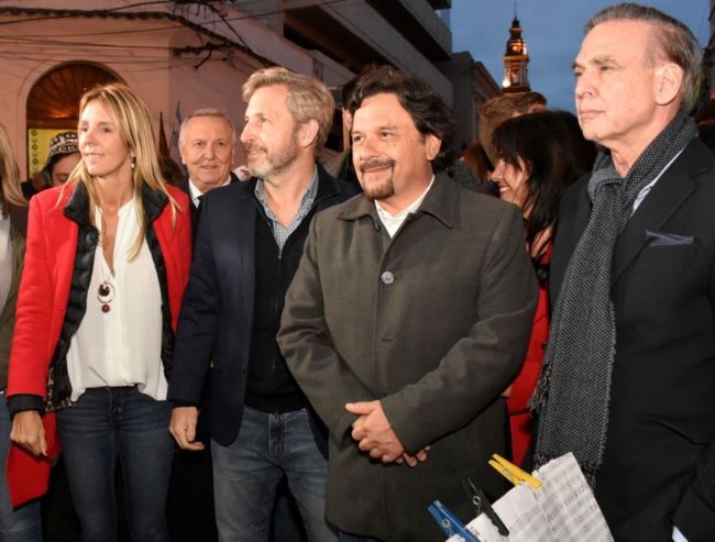 Pichetto de campaña en la inauguración de obras