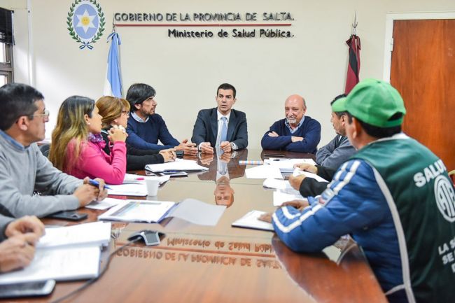 Reunión con gremios del sector salud