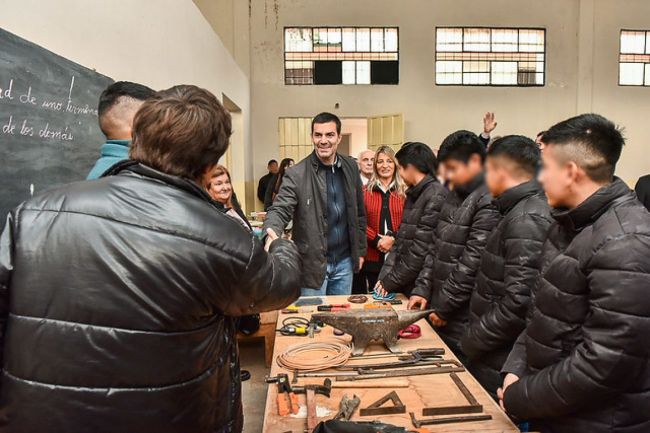 Visita al Hogar Michel Torino