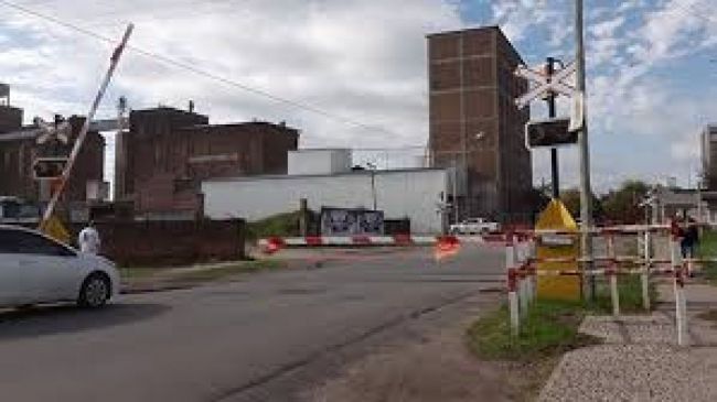 Un paso a nivel en Av. Arenales