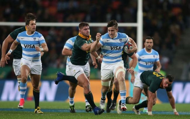 Solidaridad en medio del gran encuentro de rugby
