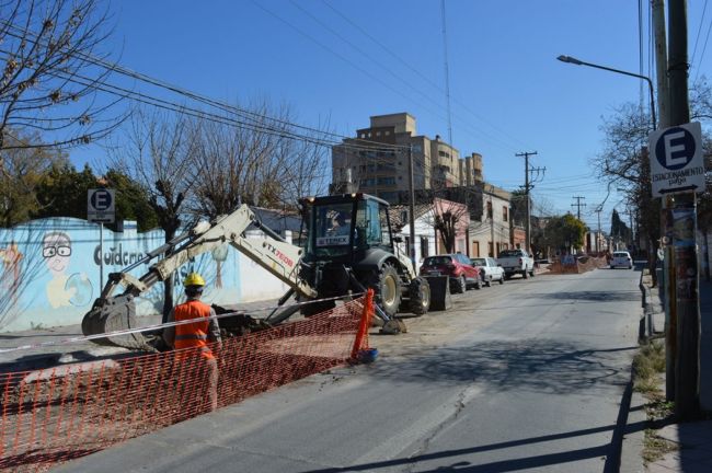 Obras en Rioja y Buenos Aires