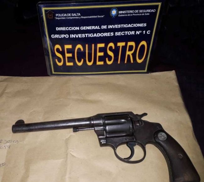 el arma secuestrada