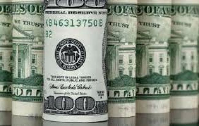 Dolar estable luego del salto de la semana pasada