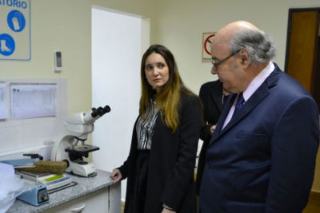 Cornejo en los laboratorios del CIF