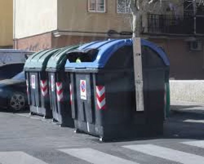 Contenedores en vía pública